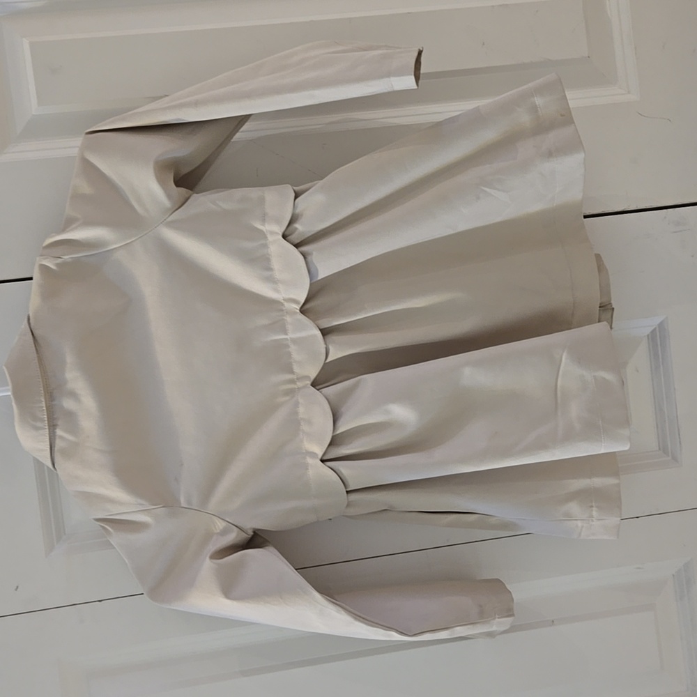 Cream spring coat - Picture 2 of 2